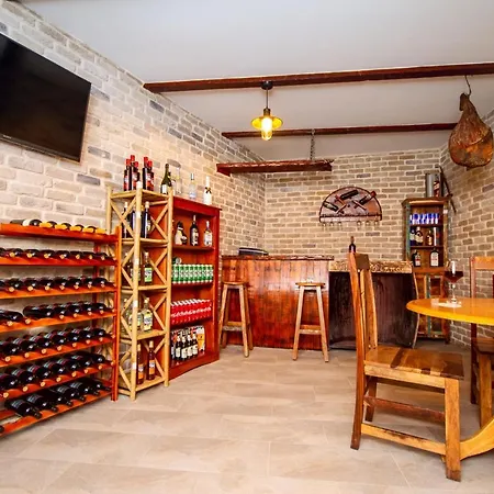 Mirna With Heated Pool & Whirlpool, Traditional Wine Bar, 150m From Sea * Lokva Rogoznica