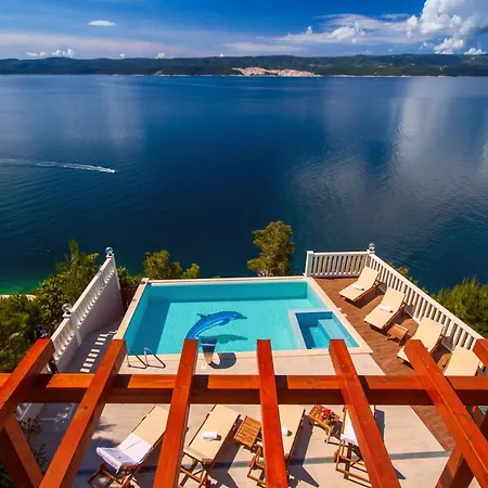 Mirna With Heated Pool & Whirlpool, Traditional Wine Bar, 150m From Sea Vila *