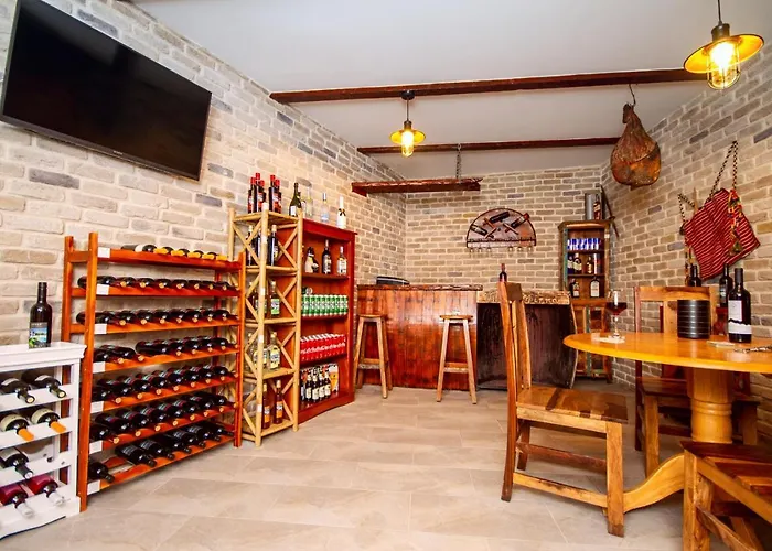 Mirna With Heated Pool & Whirlpool, Traditional Wine Bar, 150m From Sea * Локва-Рогозница