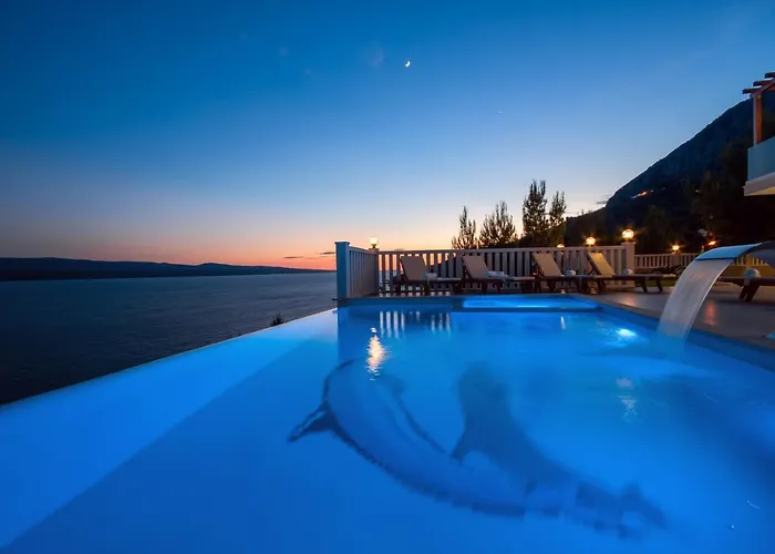 Mirna With Heated Pool & Whirlpool, Traditional Wine Bar, 150m From Sea * Локва-Рогозница