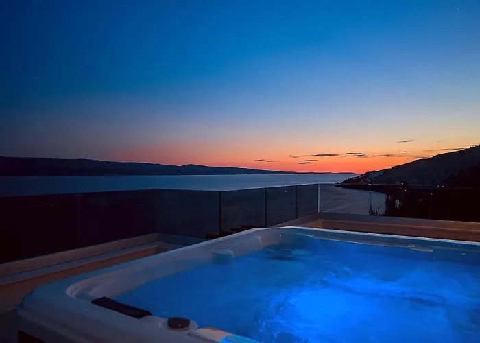 Mirna With Heated Pool & Whirlpool, Traditional Wine Bar, 150m From Sea * Локва-Рогозница