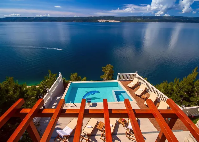 Mirna With Heated Pool & Whirlpool, Traditional Wine Bar, 150m From Sea Вилла *