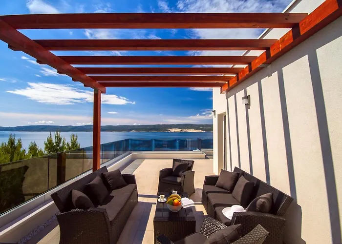 Вилла Mirna With Heated Pool & Whirlpool, Traditional Wine Bar, 150m From Sea