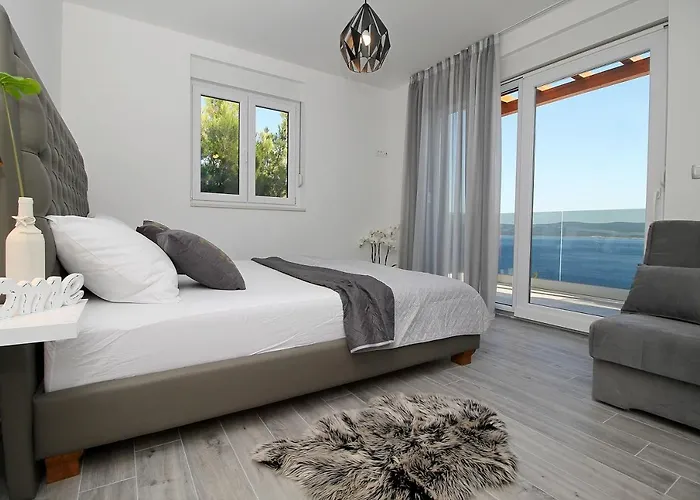 Mirna With Heated Pool & Whirlpool, Traditional Wine Bar, 150m From Sea Вилла Локва-Рогозница